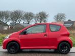 Toyota Aygo 1.0-12V 3-Drs Stuurbekrachtiging Airco Audio/CD, Voorwielaandrijving, Stof, Gebruikt, Zwart