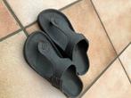 Comfortabele slippers, maat 38, kunnen zo in de wasmachine, Slippers, Zwart, Ophalen of Verzenden, Merkloos