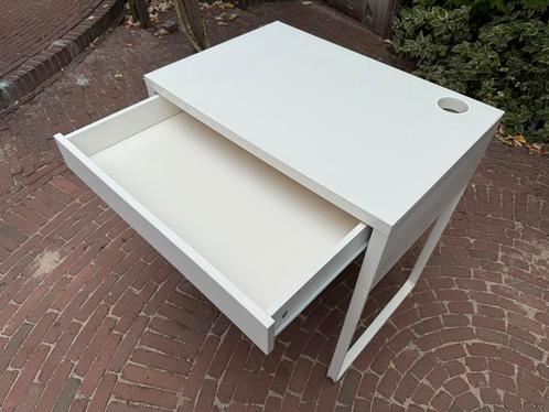 IKEA Bureau met lade, Huis en Inrichting, Bureaus, Gebruikt, Bureau, Ophalen