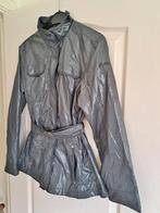 Leuke grijze regenjas meisjesjas regenjas met riem maat 170, Ophalen of Verzenden, Zo goed als nieuw, Meisje, Jas