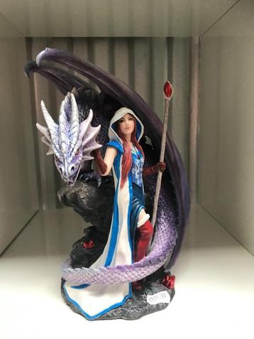 Gothic beelden Anne Stokes - Dragon, Women, Draak, vrouw beschikbaar voor biedingen