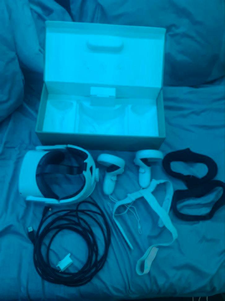 Oculus quest 2 vr bril 128gb, Spelcomputers en Games, Virtual Reality, Zo goed als nieuw, Overige platformen, VR-bril, Ophalen of Verzenden