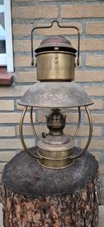 Scheeps olie lamp, Ophalen