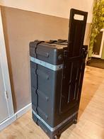 SKB Mid-Sized Hardware Case With Wheels..., Ophalen, Gebruikt, Overige instrumenten, Flightcase