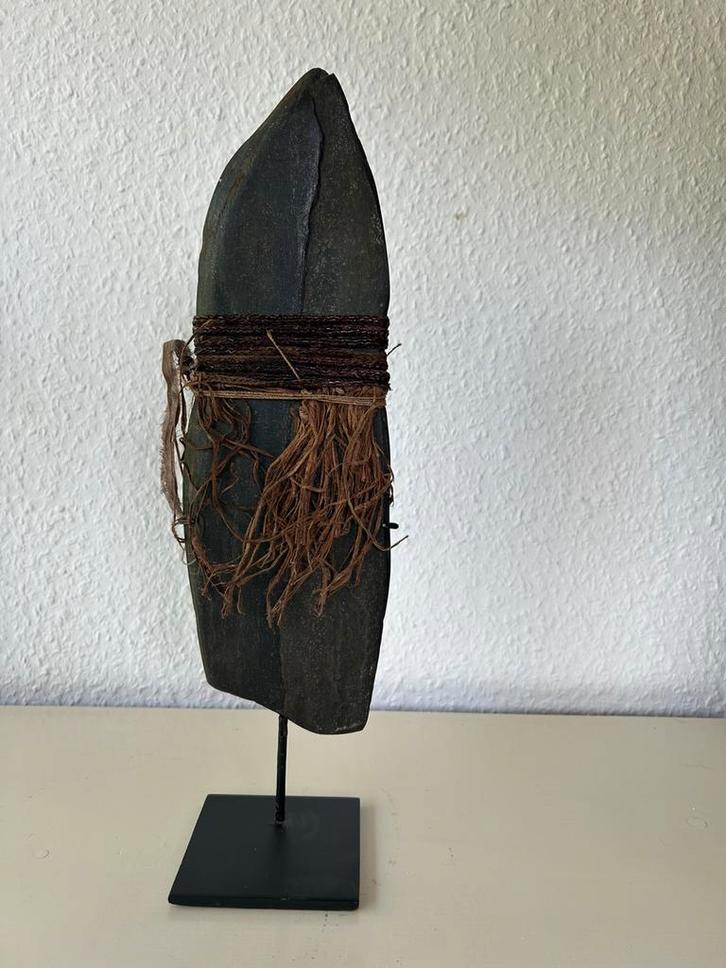 Grote Dani Pre historische Je stone, Dani stam, Papua, Antiek en Kunst, Kunst | Niet-Westerse kunst, Ophalen of Verzenden