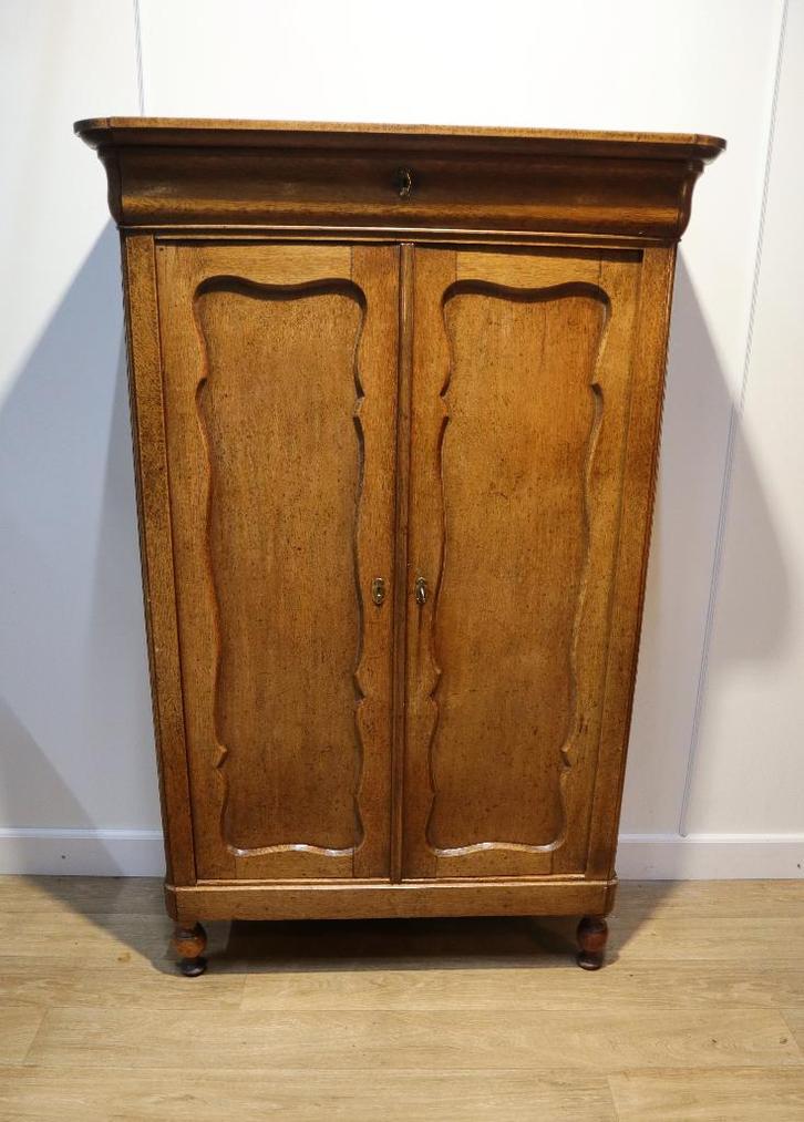 Antieke Hollandse meidenkast, Antiek en Kunst, Antiek | Meubels | Kasten, Ophalen of Verzenden