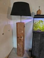 Mooie robuuste houten vloerlamp, Ophalen of Verzenden, Zo goed als nieuw, 150 tot 200 cm