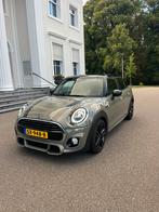 Mini 5-deurs (f55) 1.5 136pk 2018 Grijs, Auto's, Mini, 136 pk, 1165 kg, USB, Overige kleuren