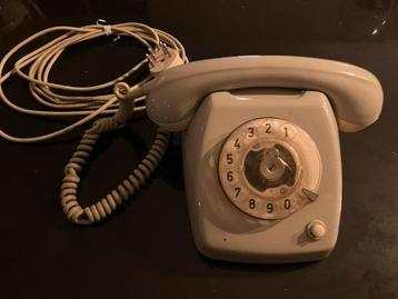 Vintage PTT T65 Draaischijftelefoon uit 1981 beschikbaar voor biedingen