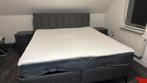 Te koop grijze boxspring en grijze nachtkasten, Huis en Inrichting, Ophalen, Tweepersoons, Zo goed als nieuw, Bed, bedden, tweepersoons, boxspring