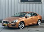 Volvo S60 2.0T Intro Edition 203 pk, Navigatie, Climate cont, Auto's, Volvo, 4 cilinders, Bruin, Origineel Nederlands, Bedrijf