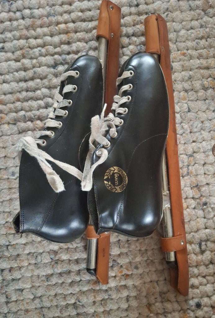 Wing ballinggrud maat 39/40  schaatsen met een avento hoes., Sport en Fitness, Schaatsen, Ophalen, Overige merken