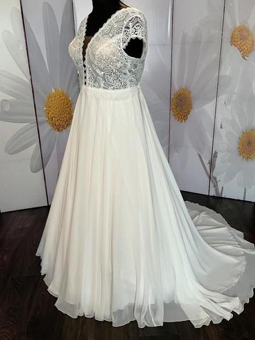 Nieuw maat 46(44 - 44/46)TERESA Bohemian (Boho)style beschikbaar voor biedingen