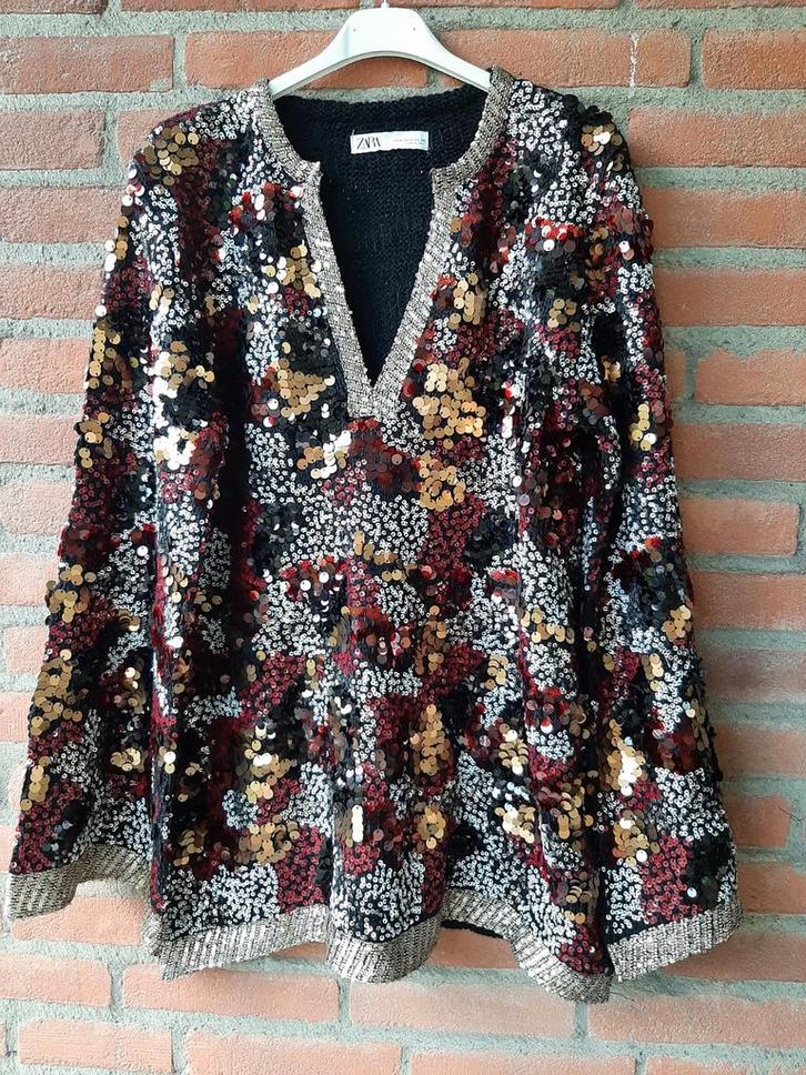 Zara limited edition Poncho Trui lovertjes M - Feestelijk!, Kleding | Dames, Blouses en Tunieken, Zo goed als nieuw, Maat 38/40 (M)