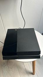 PS4 Slim + 2 controllers en oplaadstation, Spelcomputers en Games, Spelcomputers | Sony PlayStation 4, Met 2 controllers, Gebruikt