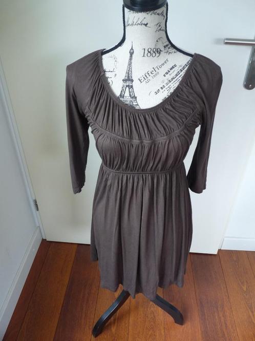 Bruine off shoulder zomerjurk Vero Moda, maat S, Kleding | Dames, Jurken, Zo goed als nieuw, Maat 38/40 (M), Bruin, Boven de knie