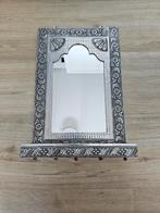 Bijzondere en leuke oosterse spiegel, zilver, bewerkt., Huis en Inrichting, Woonaccessoires | Spiegels, Minder dan 50 cm, Gebruikt