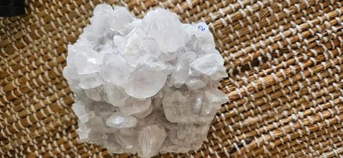 wit calciet cluster 2, Verzamelen, Mineralen en Fossielen, Mineraal, Ophalen of Verzenden