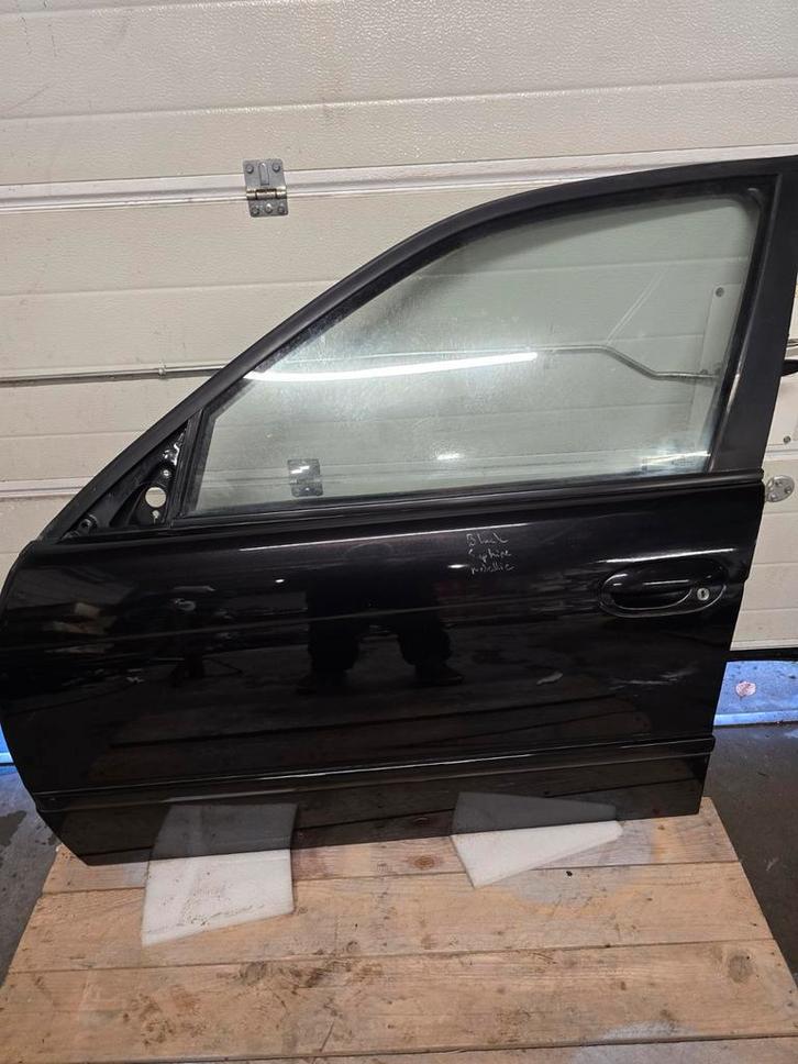 BMW E39 Deur Black Saphire Metallic Dubbel Glas, Auto-onderdelen, Carrosserie en Plaatwerk, Deur, BMW, Links, Rechts, Gebruikt