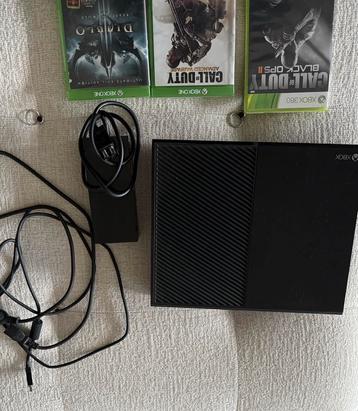 XBOX ONE + SPELLEN + CONTROLLERS beschikbaar voor biedingen