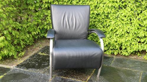 Molinari Accademia zwart leren fauteuil., Huis en Inrichting, Fauteuils, Gebruikt, Leer, 50 tot 75 cm, 75 tot 100 cm, Ophalen of Verzenden