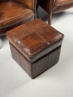 Set van 2 schapenleren clubfauteuils, Ophalen, Gebruikt, 75 tot 100 cm