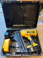 DeWalt brad tacker, Doe-het-zelf en Verbouw, Gereedschap | Boormachines, Ophalen, Gebruikt, Overige typen