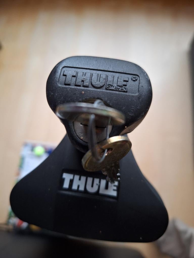 Thule dakdragers met slot, Auto diversen, Dakdragers, Ophalen