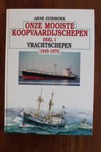 Arne Zuidhoek Koopvaardijschepen: Vrachtschepen 1945-1970, Ophalen of Verzenden, Gebruikt, Motorboot, Boek of Tijdschrift