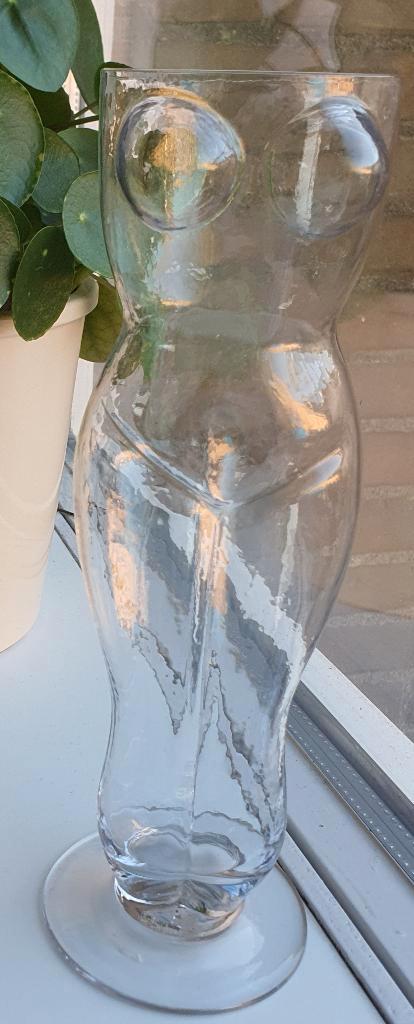 Uniek bierglas vrouwelijk lichaam – eyecatcher | 24 cm, Verzamelen, Glas en Borrelglaasjes, Zo goed als nieuw, Bierglas, Ophalen of Verzenden