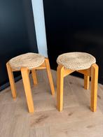 Scandinavisch vintage houten krukjes, Huis en Inrichting, Ophalen of Verzenden, Gebruikt, Hout