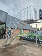 Aluminium trap met bordes. Hoog 2.85mtr. Nob101, Ophalen, Zo goed als nieuw, 2 tot 4 meter
