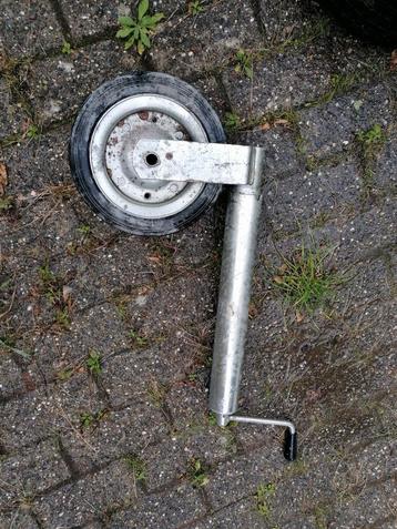 Zwaar steunwiel  beschikbaar voor biedingen