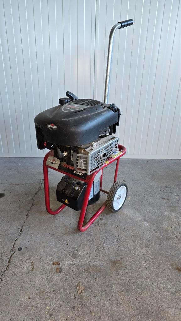 Briggs & Stratton Handygen 2500 Aggregaat -2,4 kVA, Tuin en Terras, Hand-tuingereedschap, Zo goed als nieuw, Overige soorten, Ophalen of Verzenden