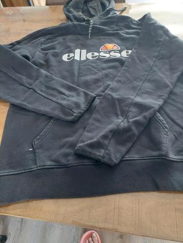 Ellesse Hoodie - Maat M - Zwart beschikbaar voor biedingen