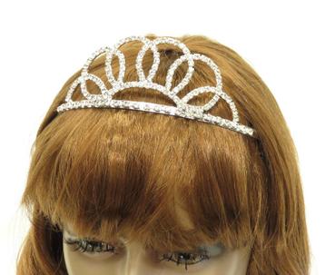 Schitterende strass stenen bruid tiara. beschikbaar voor biedingen