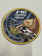 Patch F-16 fighting falcon swirl Ukrainian 1st delivery, Ophalen of Verzenden, Zo goed als nieuw, Patch, Badge of Embleem