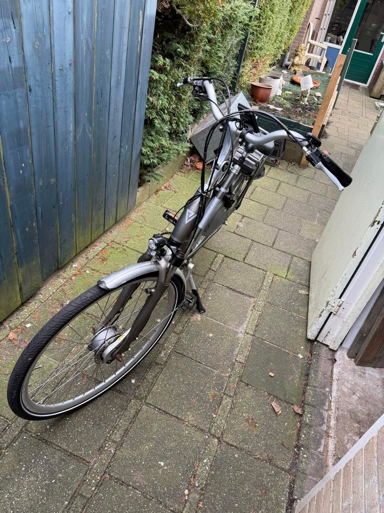 Vogue Premium E-bike met nieuwe accu!, Fietsen en Brommers, Elektrische fietsen, Overige merken, Gebruikt, Ophalen of Verzenden