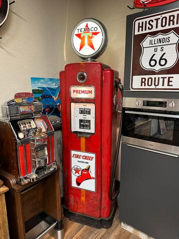 Prachtige benzinepomp Wayne 70 Texaco Fire Chief beschikbaar voor biedingen