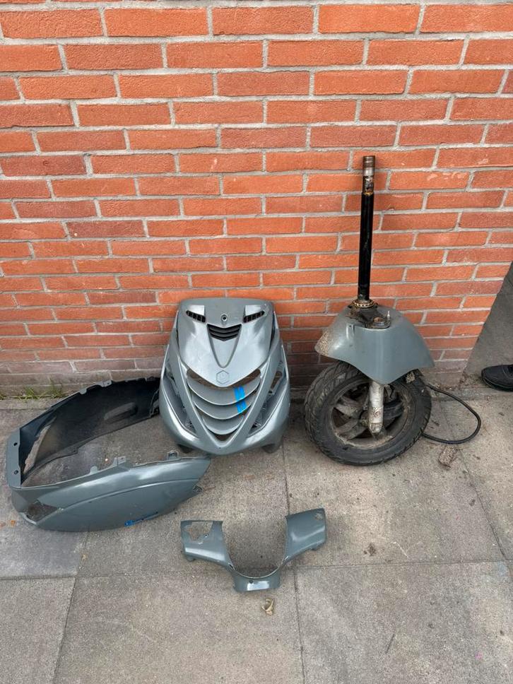 Zip SP kappenset Nardogrey zonder voorvork, Motoren, Tuning en Styling, Ophalen of Verzenden