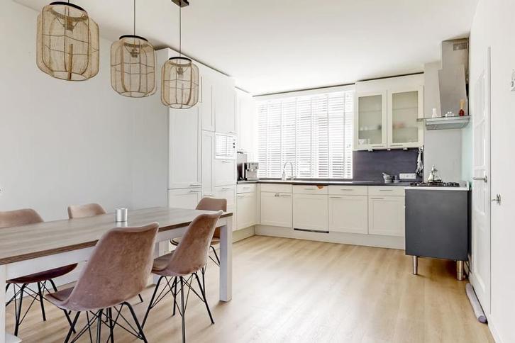 Keuken - zelf ophalen/demonteren / Nieuwegein, Huis en Inrichting, Keuken | Complete keukens, Gebruikt, Hoekkeuken, Wit, Overige materialen
