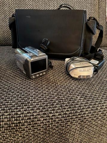 JVC Videocamera 34x Optische Zoom - Compleet! beschikbaar voor biedingen