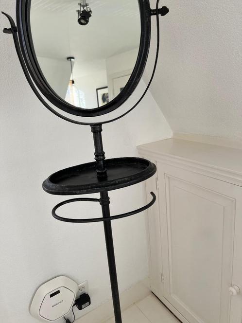 Gave "tut-spiegel" staand van staal, Huis en Inrichting, Woonaccessoires | Kapstokken, Nieuw, 100 tot 150 cm, Overige materialen