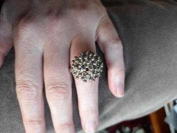 Zilveren bol ring 19mm beschikbaar voor biedingen