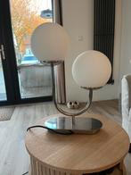 Tafellamp met witte glazen bollen Ikea, Huis en Inrichting, Lampen | Tafellampen, Ophalen, Zo goed als nieuw, Glas, Minder dan 50 cm