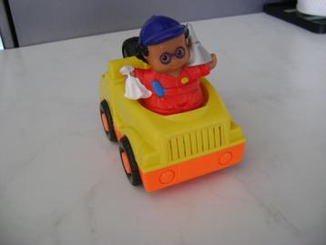fisherprice takel auto met poppetje en claxon geluid 10cm la beschikbaar voor biedingen