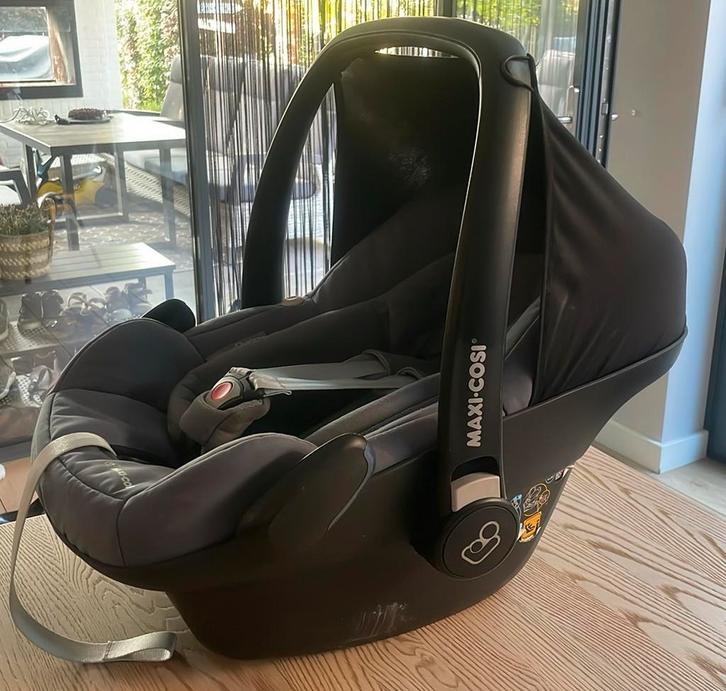Maxi Cossi Pebble Plus, Kinderen en Baby's, Autostoeltjes, Gebruikt, Maxi-Cosi, 0 t/m 13 kg, Autogordel of Isofix, Ophalen