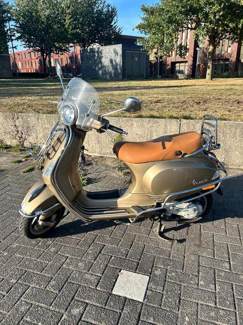 Vespa piaggo lx 50 - zakelijk gebruikt - opgevoerd, Fietsen en Brommers, Scooters | Vespa, Gebruikt, Vespa LX, Maximaal 45 km/u