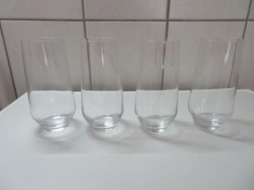 4 drinkglazen beschikbaar voor biedingen