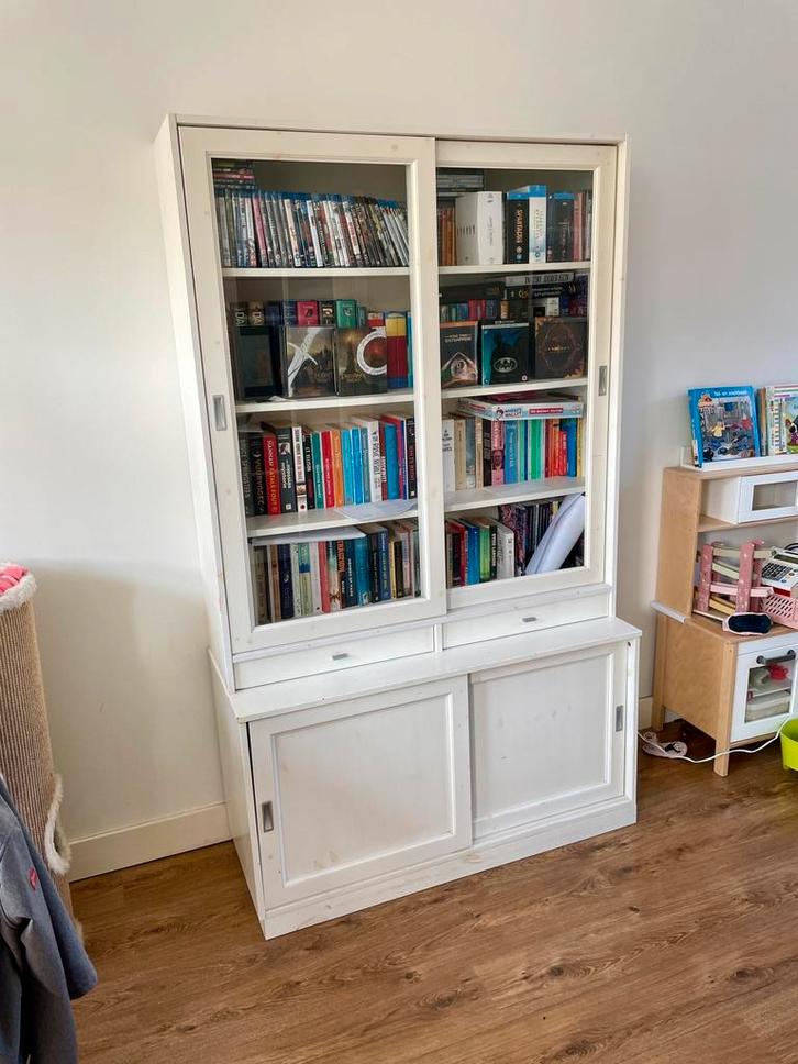 Buffetkast Creme Wit hout met houtknoesten - Ophalen Zwolle, Huis en Inrichting, Kasten | Buffetkasten, Gebruikt, 200 cm of meer